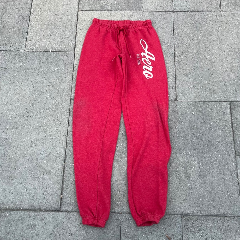Aeropostale Womens XS Red Fleece Jogger Sweatpants Aero Logo Graphic Drawstring